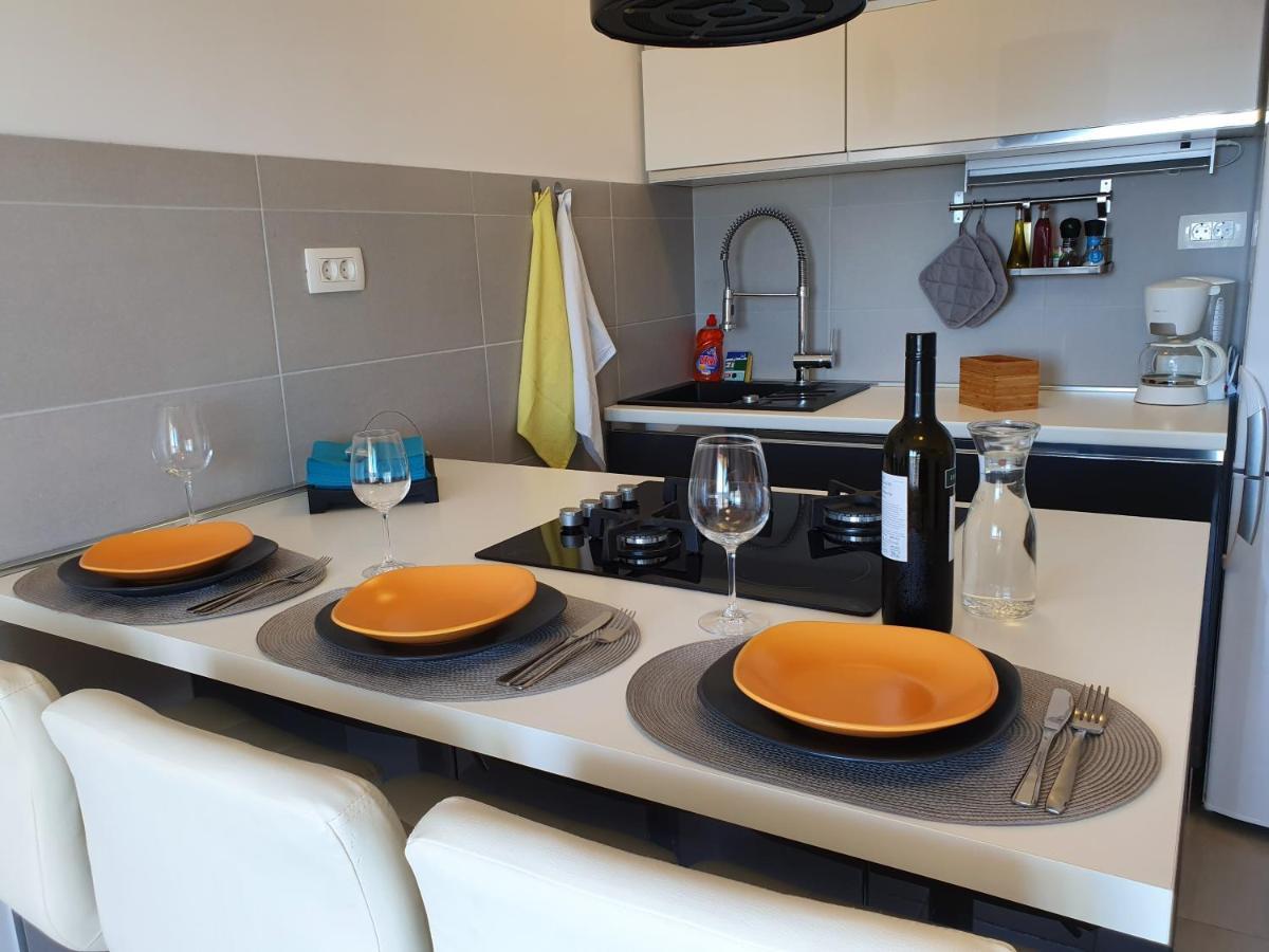 Comfortable Family Apt Iris 20M From Beach In Mandre Exteriör bild