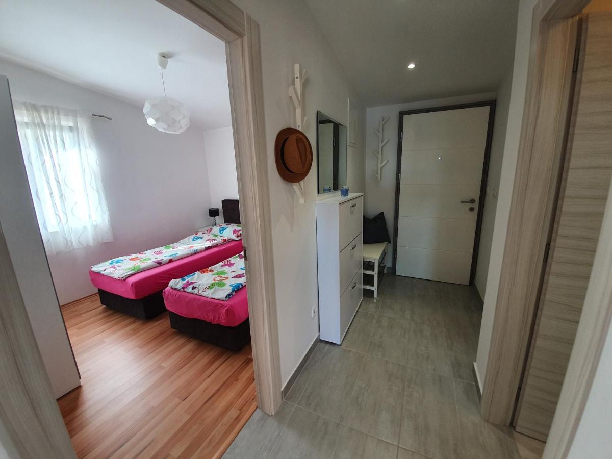 Comfortable Family Apt Iris 20M From Beach In Mandre Exteriör bild