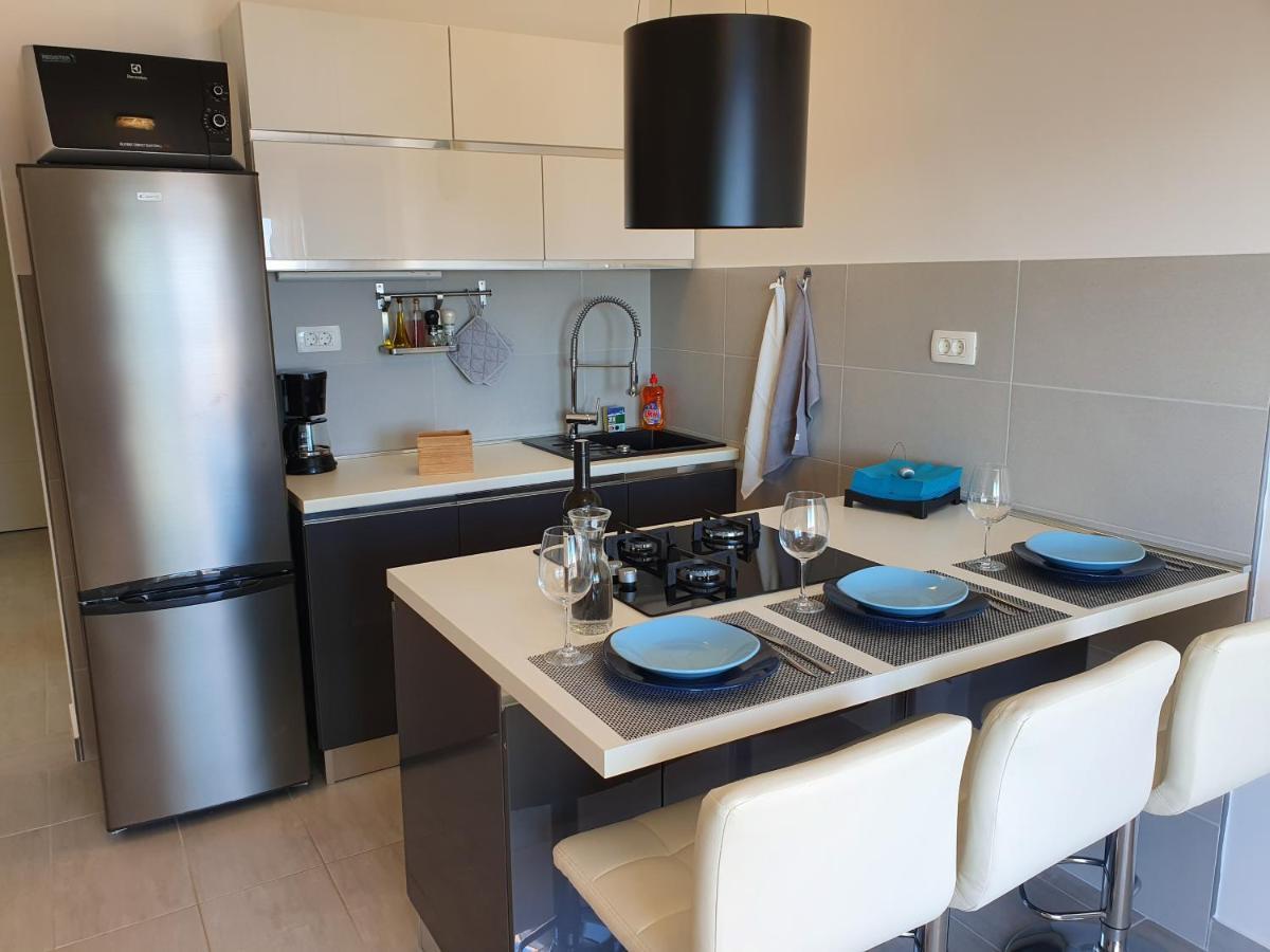 Comfortable Family Apt Iris 20M From Beach In Mandre Exteriör bild
