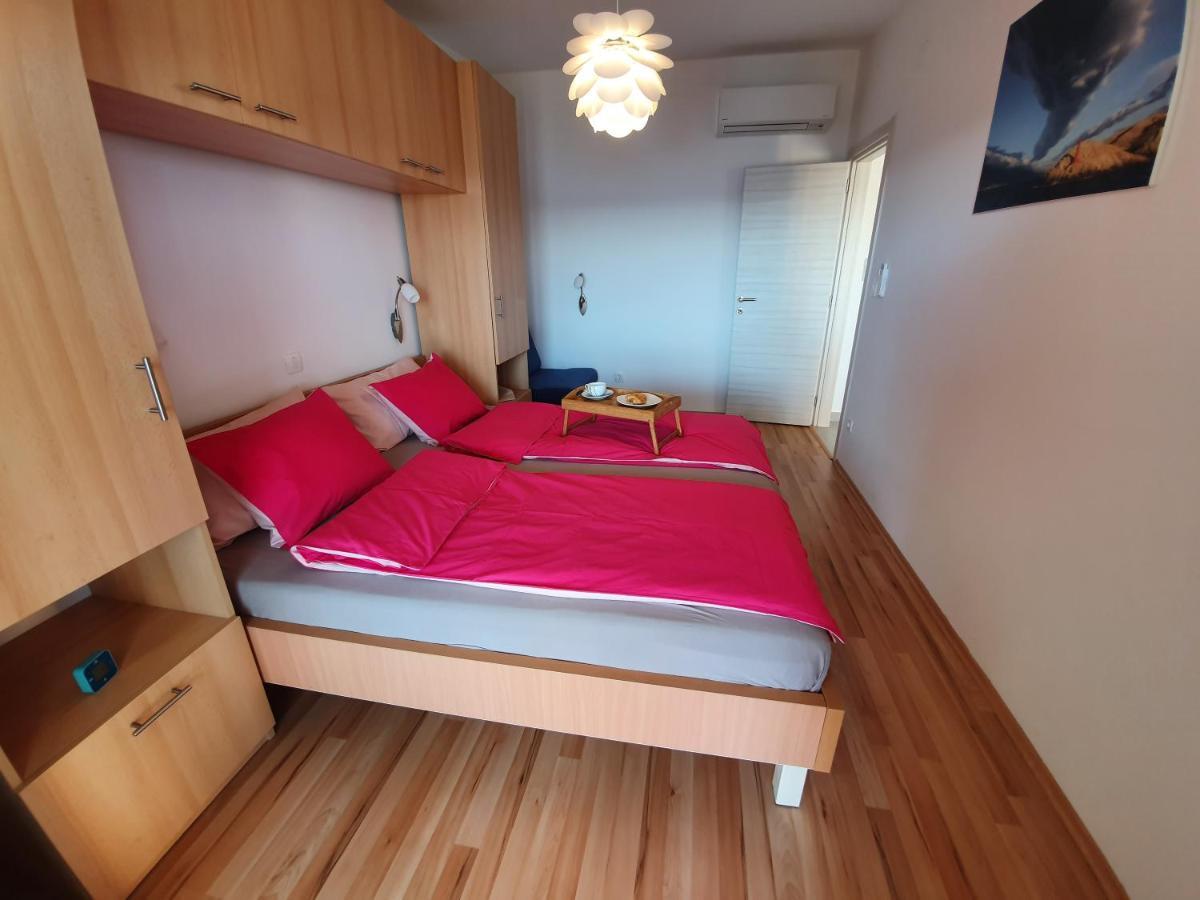 Comfortable Family Apt Iris 20M From Beach In Mandre Exteriör bild